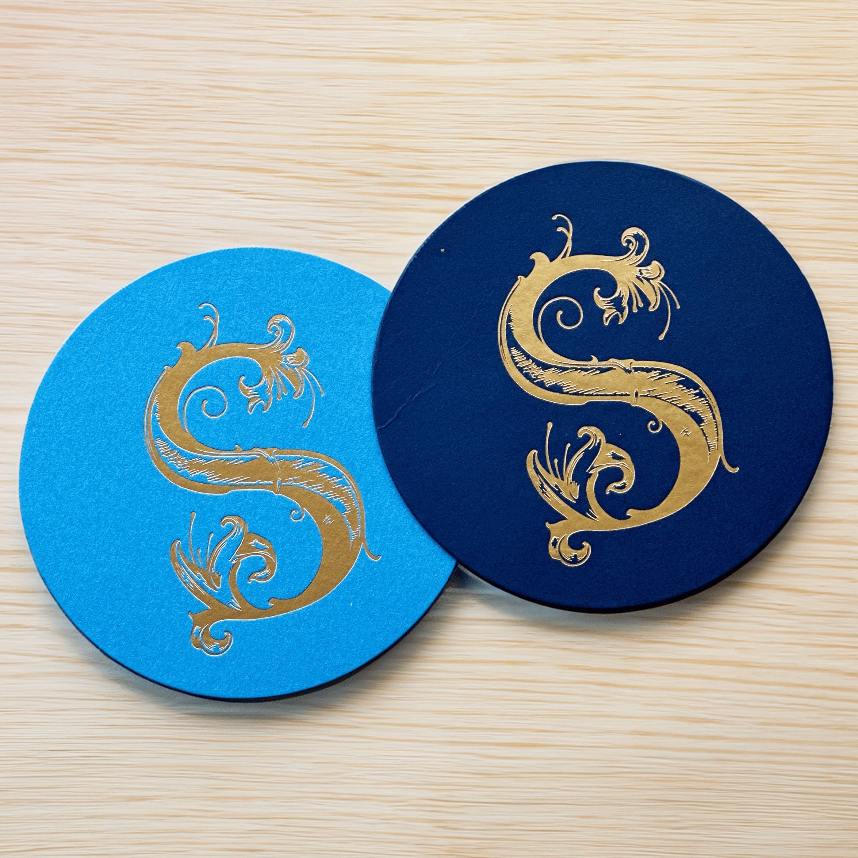 Custom paper circle shape letterpress cards printing with gold foil, coasters (blue)